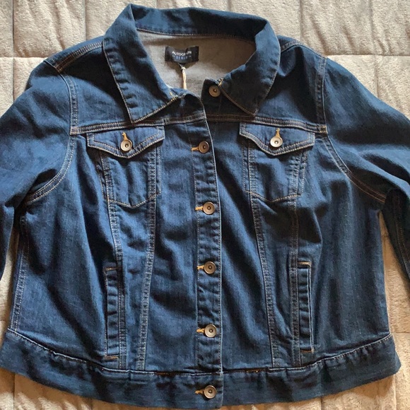 //DENIMN JACKET// - Picture 3 of 5
